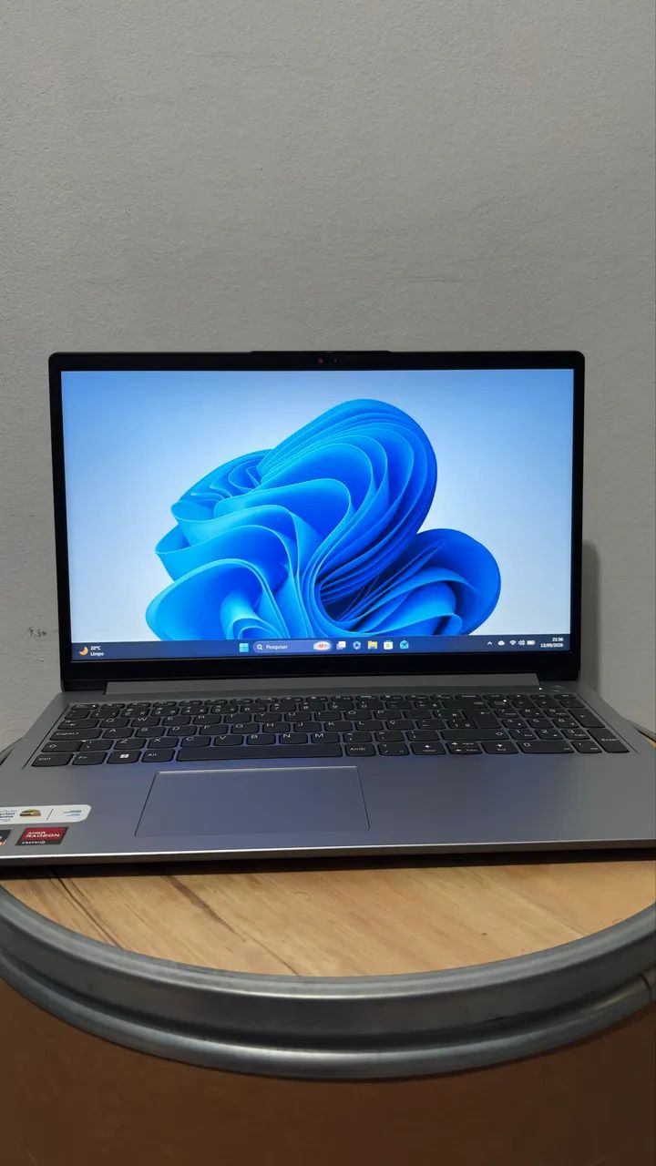 Notebook Lenovo  - Foto 2
