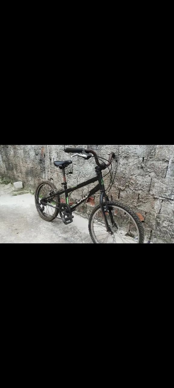 Vendo bicicleta aro 20, com macha! - Foto 2