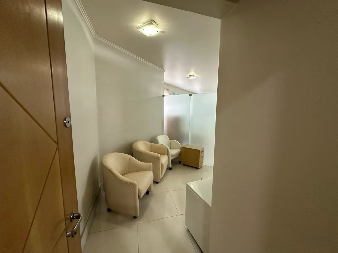 Sala comercial com equipamentos odontológico. - Foto 4