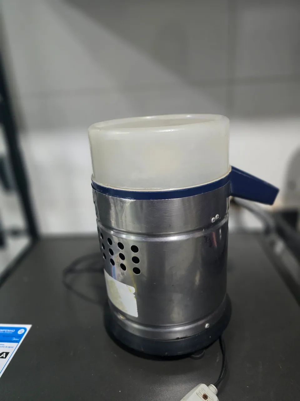 Espremedor Industrial Metvisa Inox 110V - Funcionando Perfeitamente