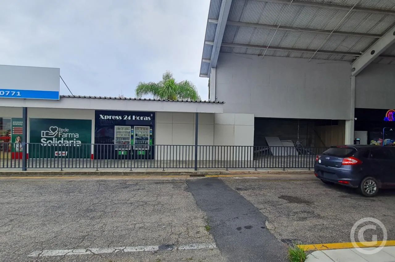 Loja ideal para negócios em expansão no Complexo Comercial Carianos, Florianópolis - Foto 5
