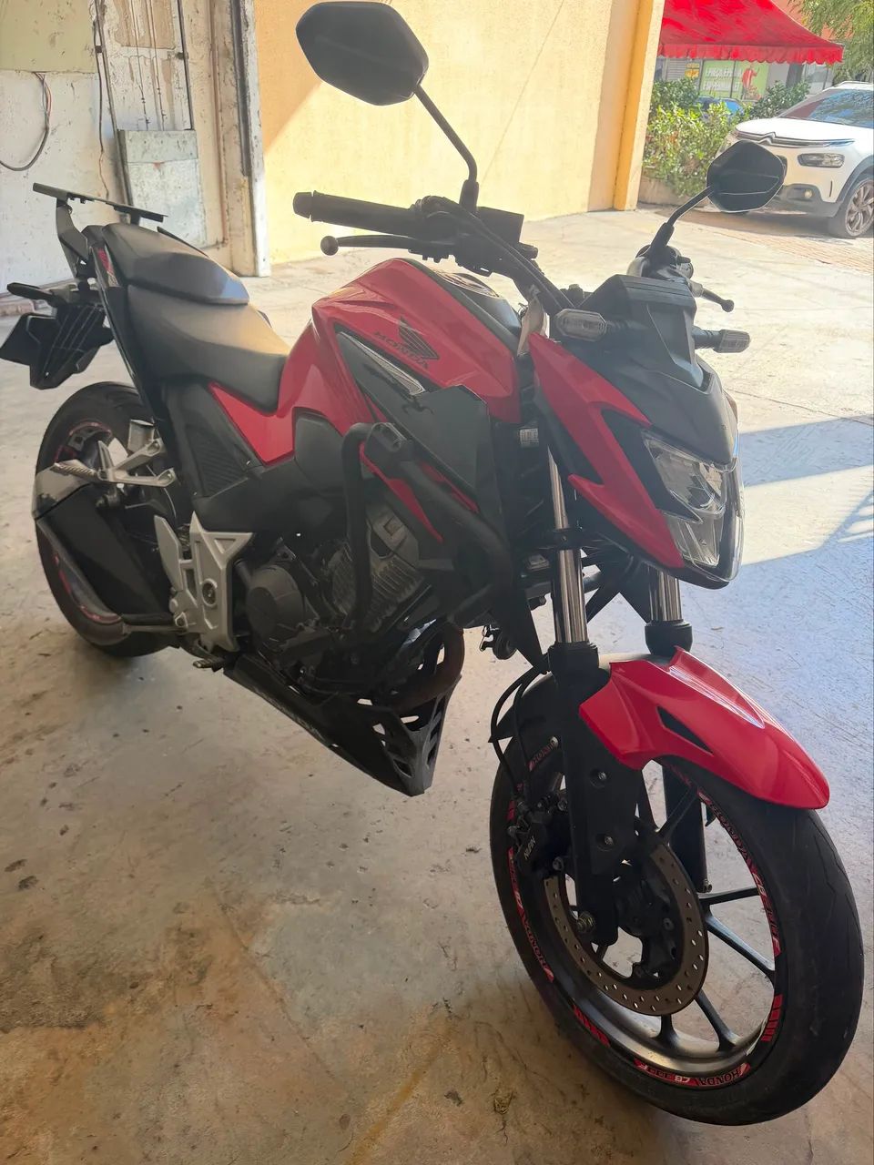 300f Muito Nova - Foto 2