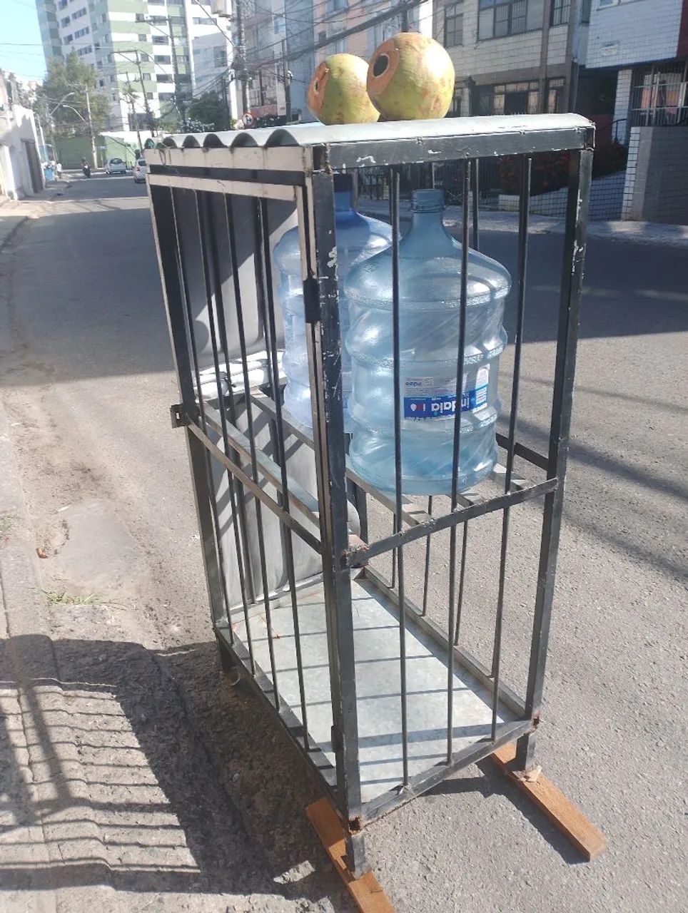 Expositor de água 20 litros  - Foto 2
