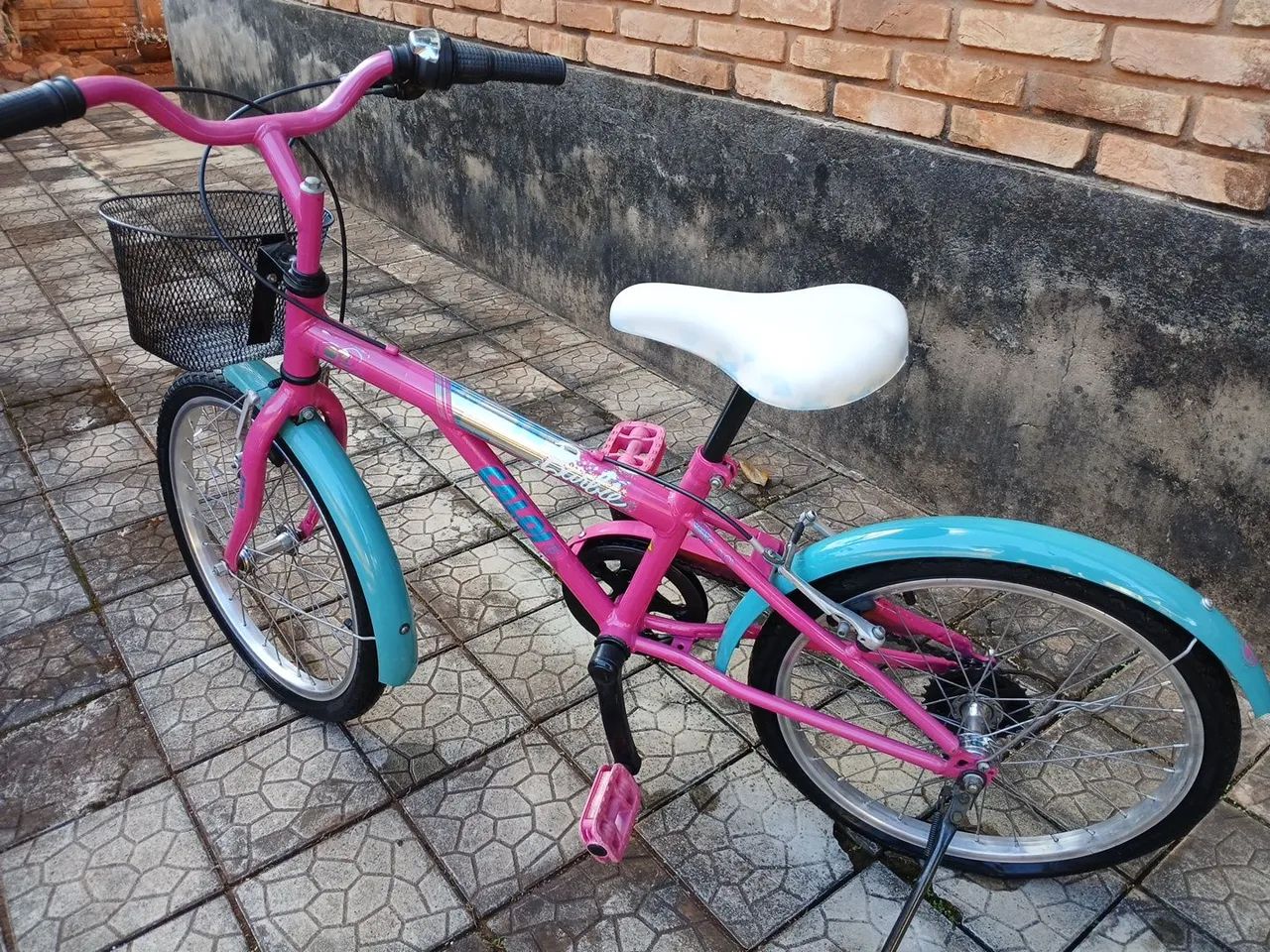 Bicicleta Caloi Barbie Aro 20