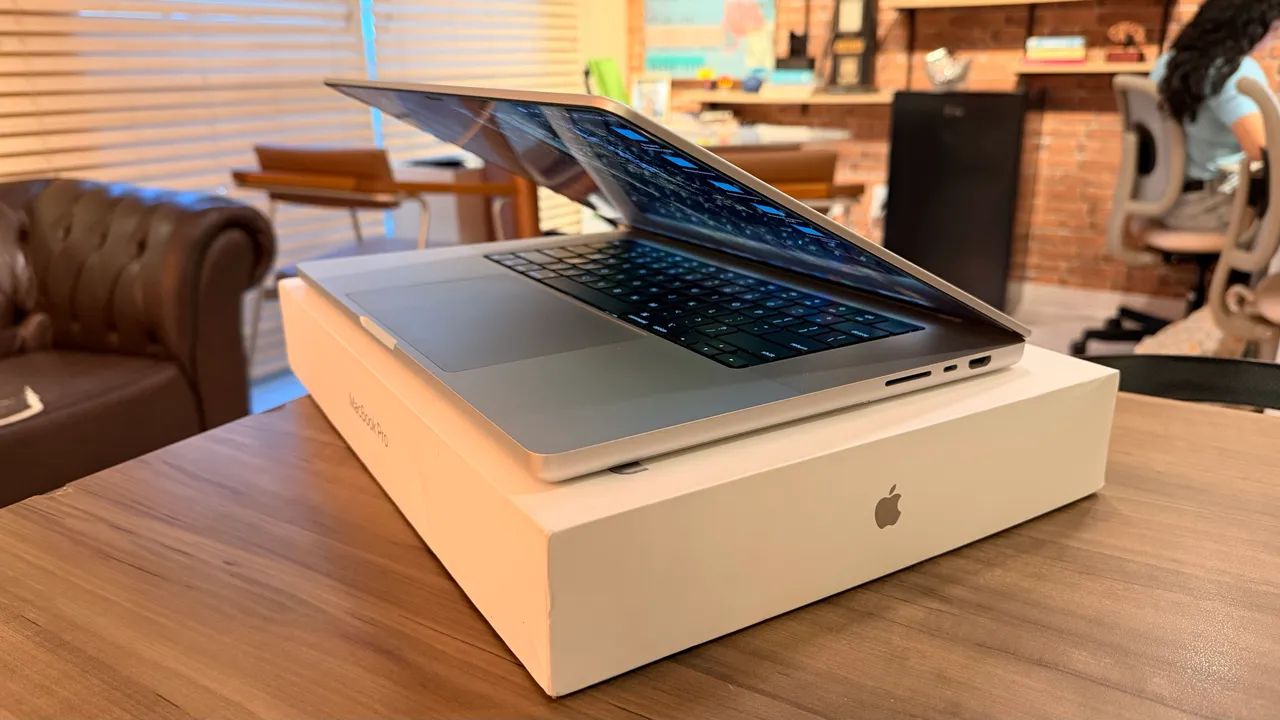 Macbook 16 M1 Pro 2021 - 32GB - 1Tb SSD - Foto 3