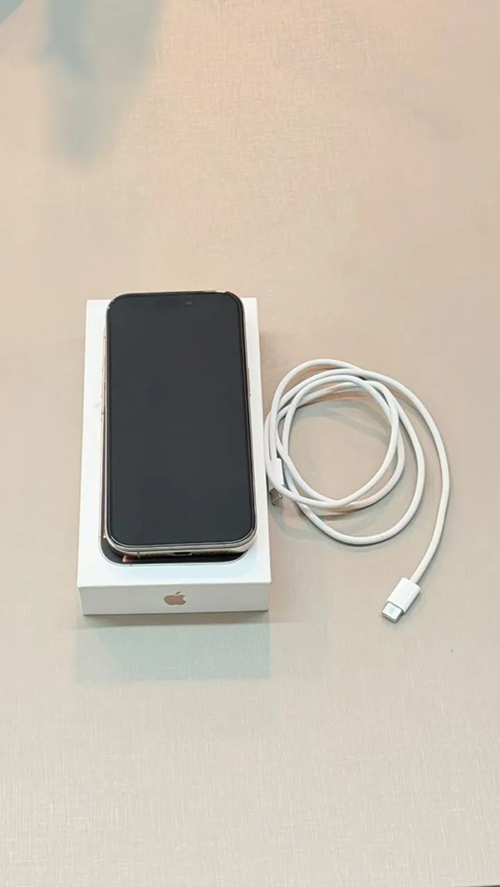 iPhone 16 pro  - Foto 2