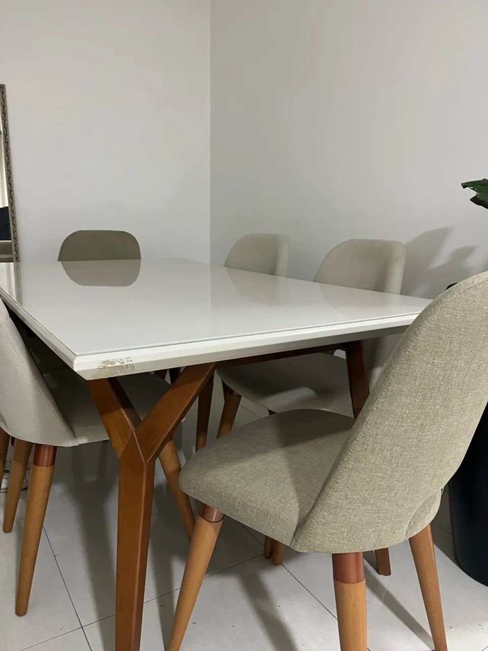 Mesa com 6 cadeiras - Foto 2
