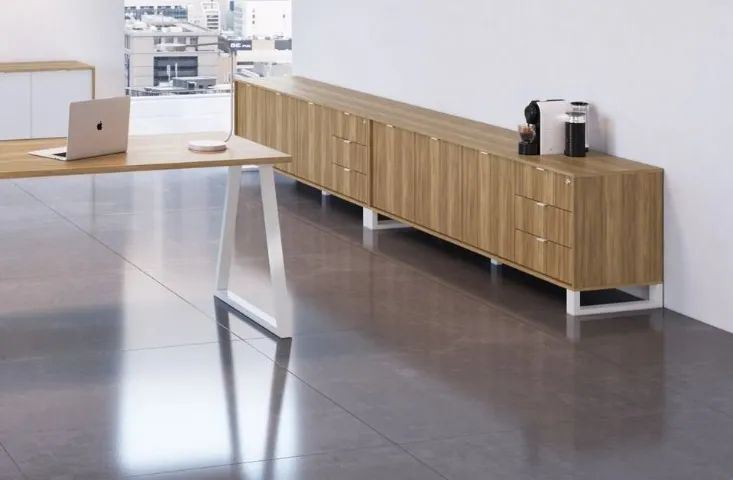Móveis/Escritório/Mesa+Gaveteiro+4 Armários Credenza, R$10.010,33! - Foto 3