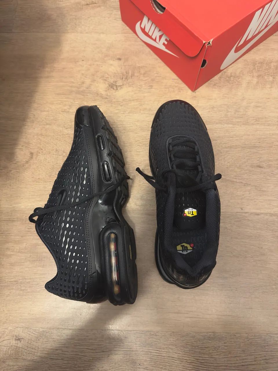 Nike Air Max Plus Drift - Foto 4