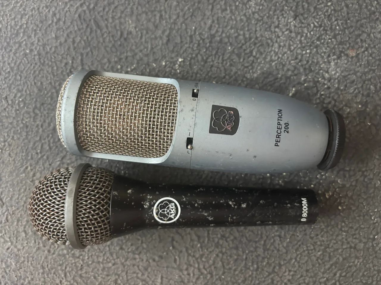 3 microfones  - Foto 2