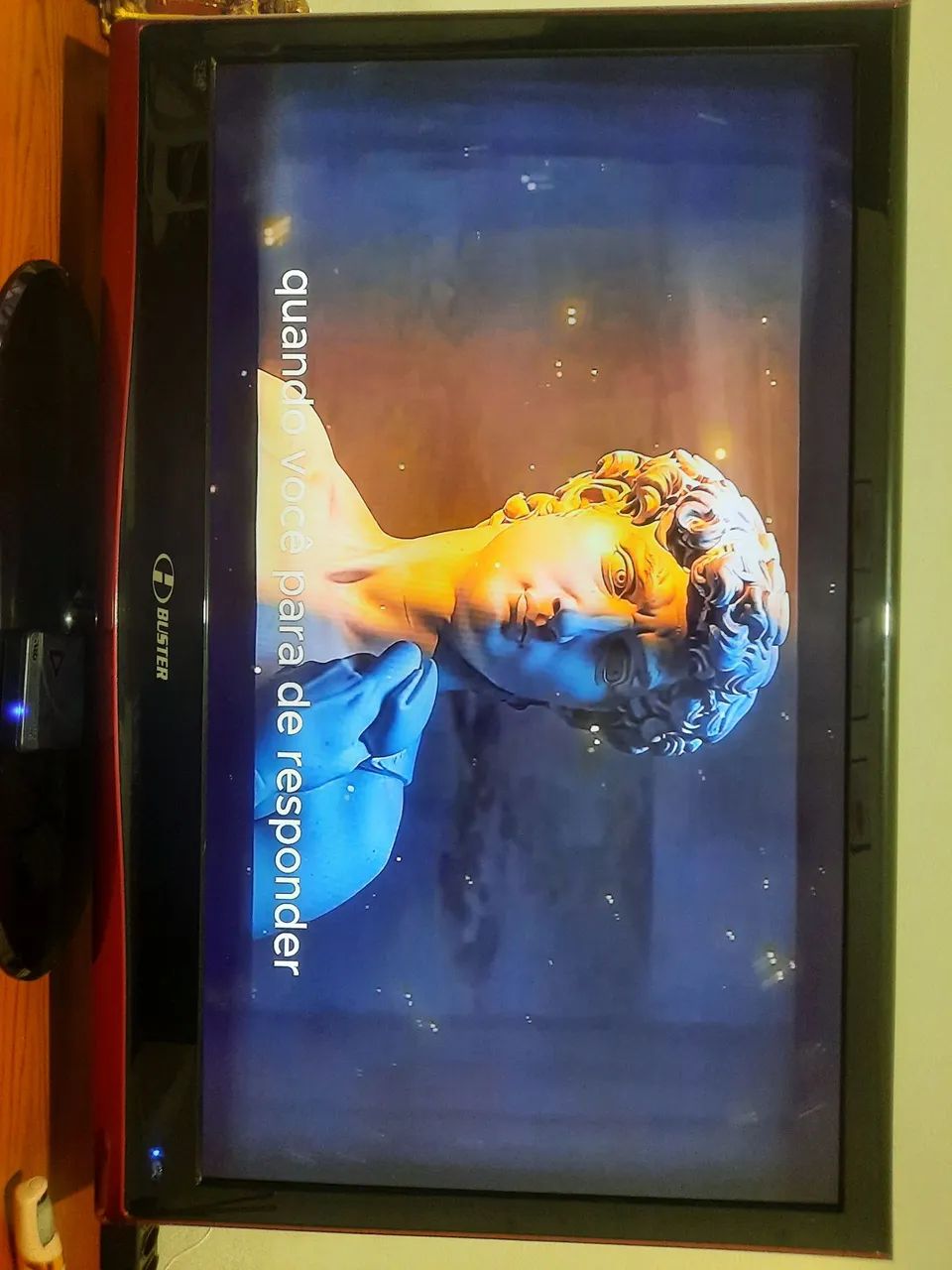 Vendo ou troco excelente TV buster 42 polegadas - Foto 3