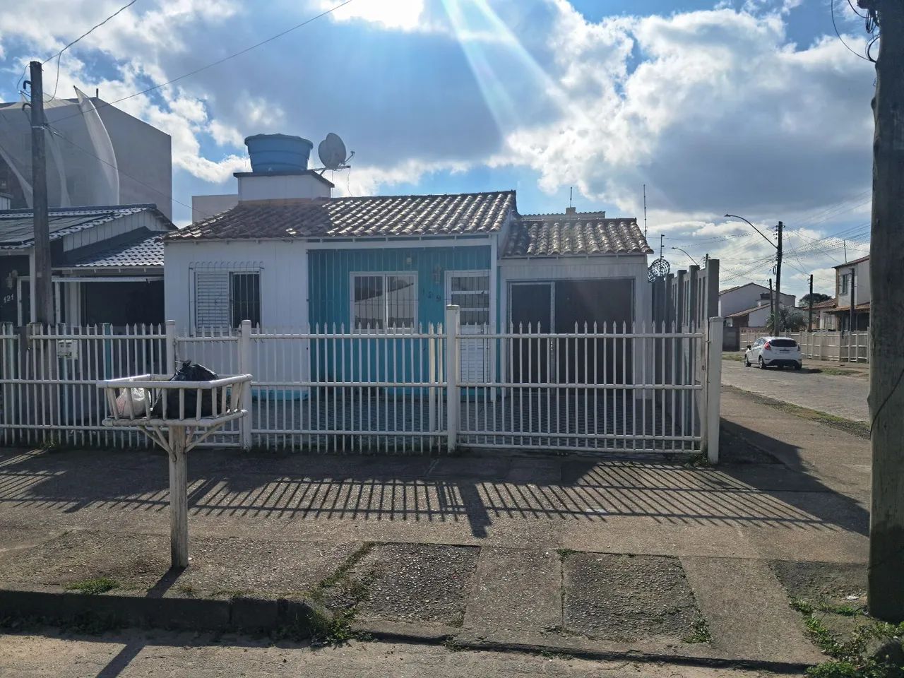 Casa bem localizada em Pelotas.