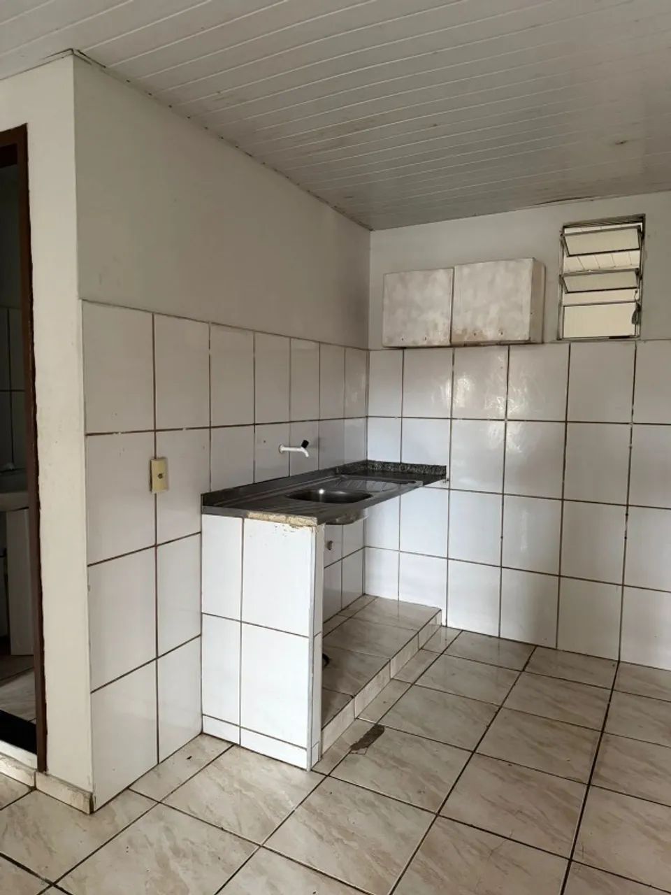 ALUGA SE PARTAMENTO DOIS QUARTOS