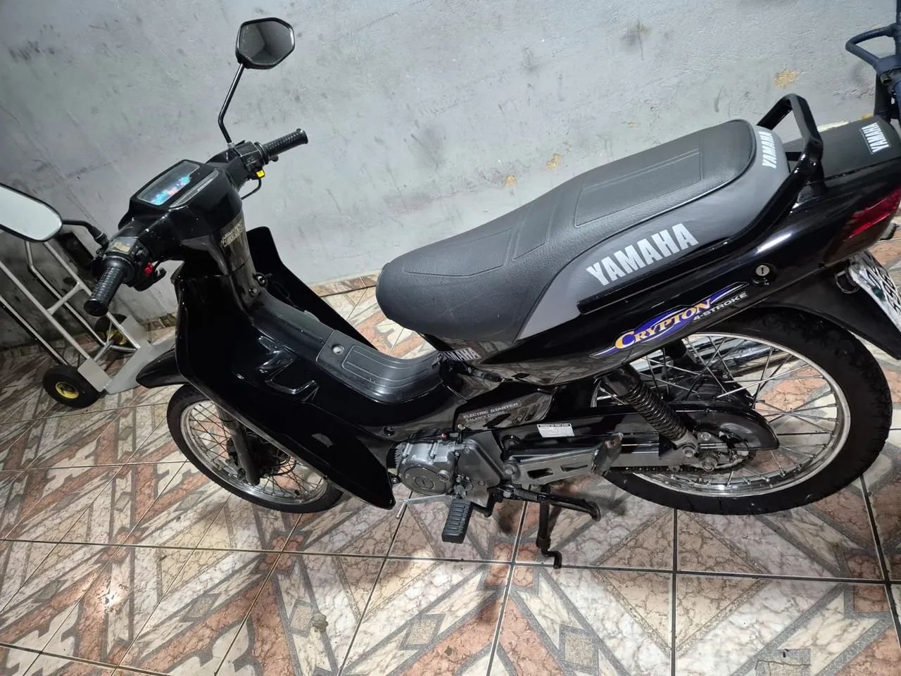 Crypton 2004 - Foto 3