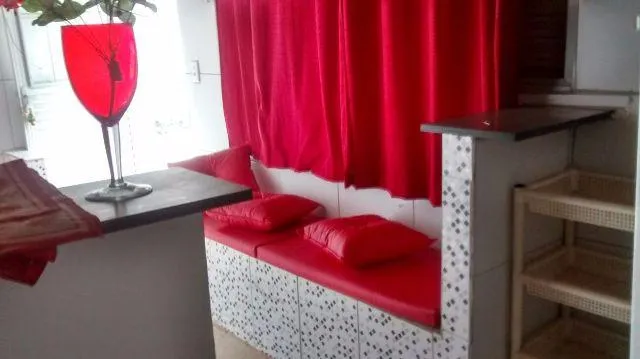 Alugo excelente kitnete em luziânia GO