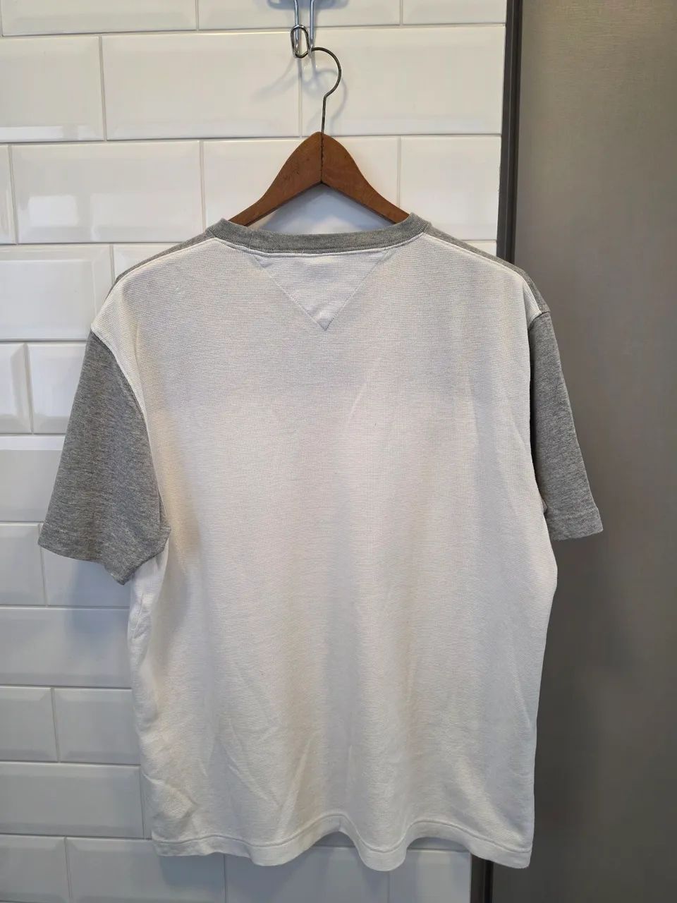 Camiseta Tommy Hilfiger - Foto 5