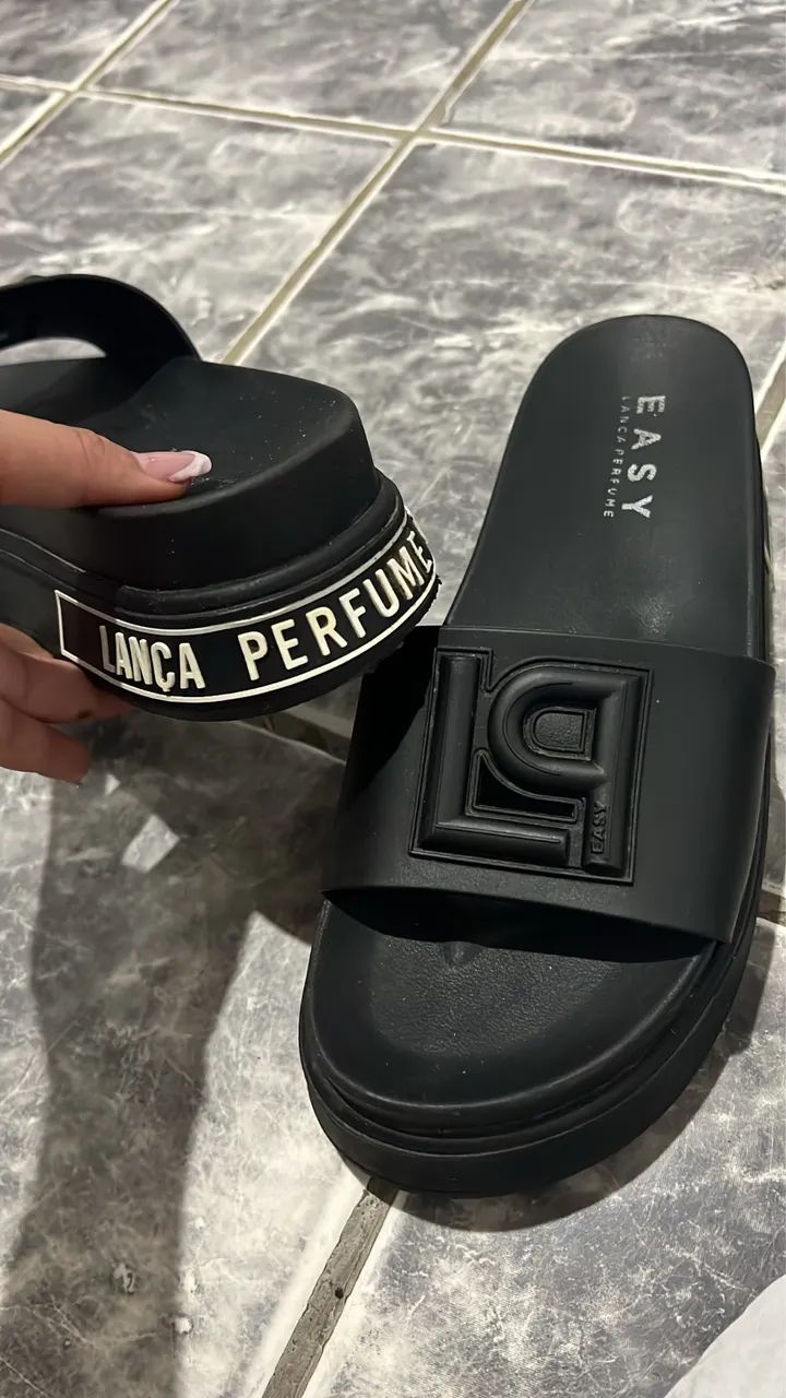 Vendo plataforma lança perfume, original 