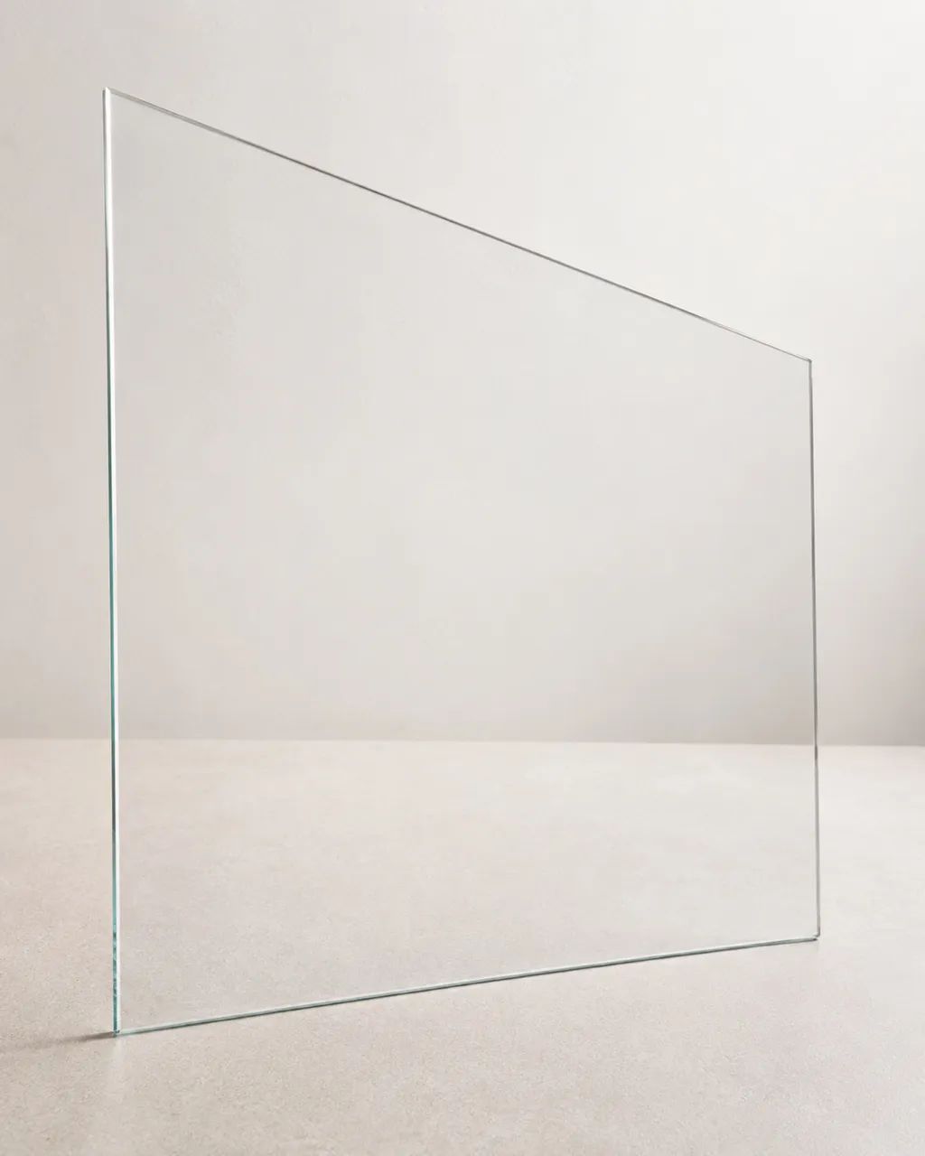 Vidro Temperado Transparente em Ótimo Estado