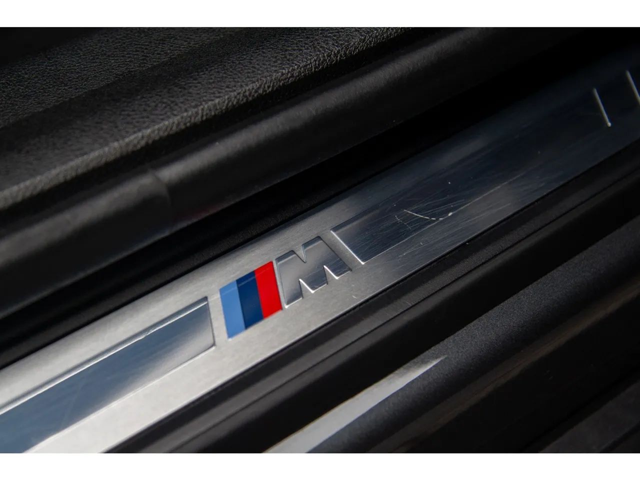 BMW Série 3 330E M Sport 2.0 Turbo Híbrido AU, foto 12 de 15