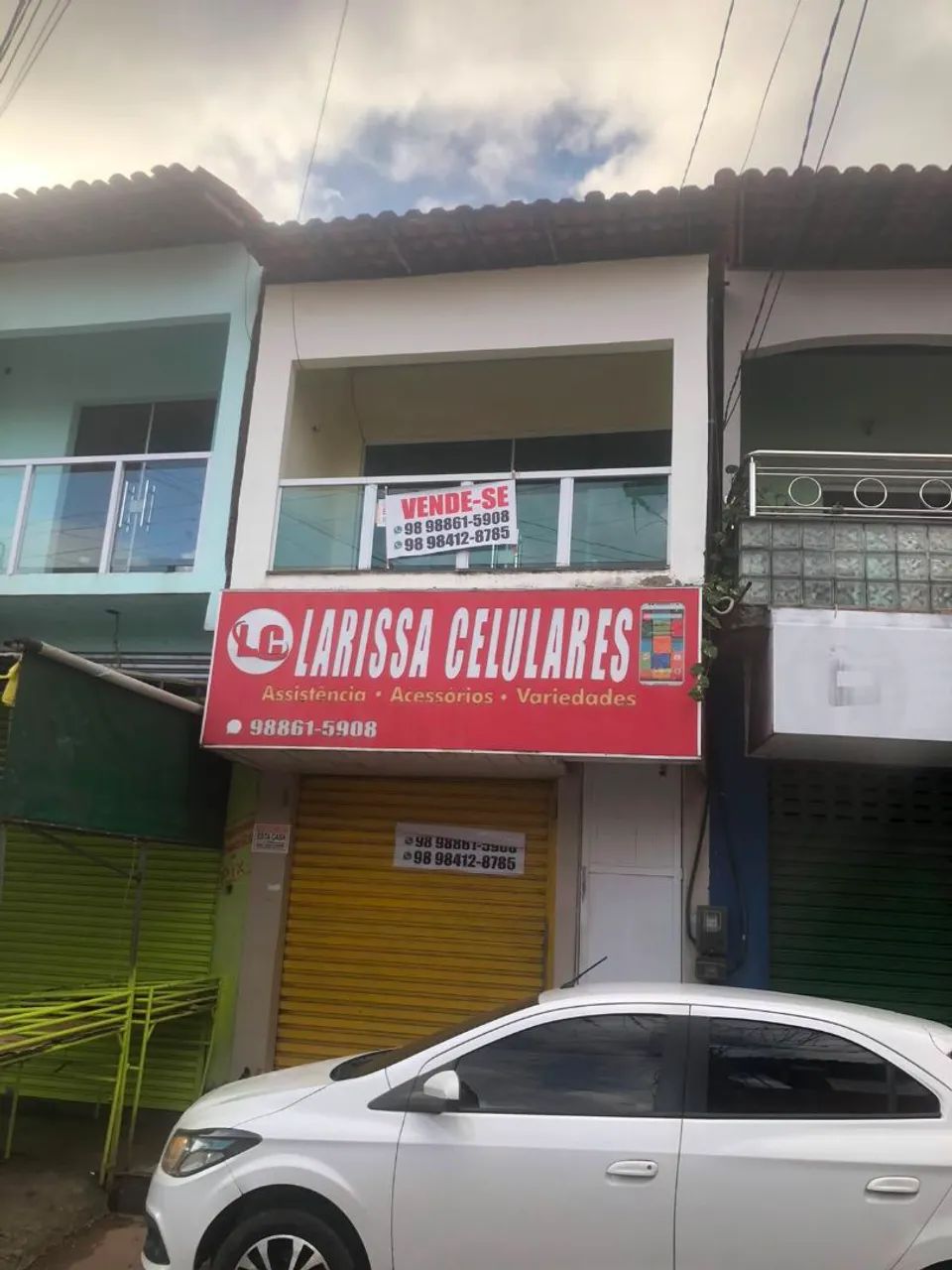 Vendo casa e ponto comercial na feira da Vila Embratel.