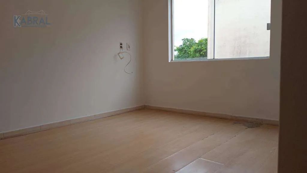 CONDOMINIO RESIDENCIAL GENESIS - OBS apt 202 - Foto 2