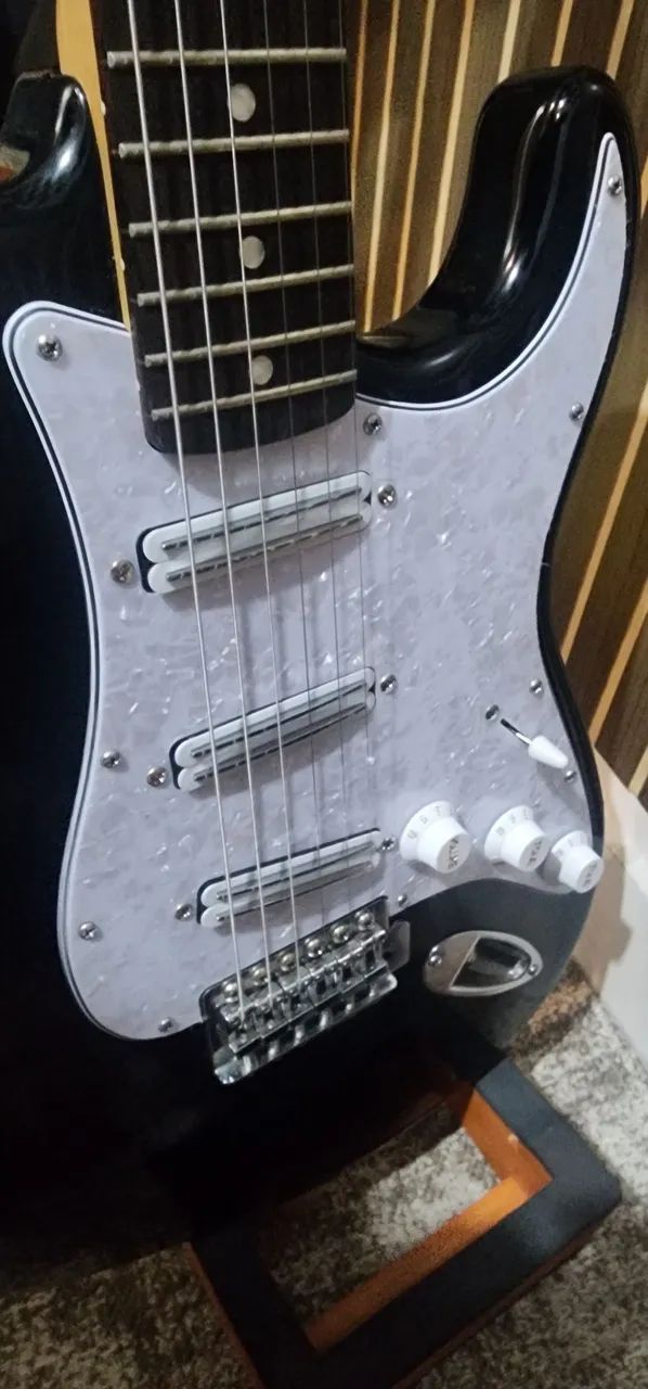 Guitarra Squier affinit modificada  - Foto 3