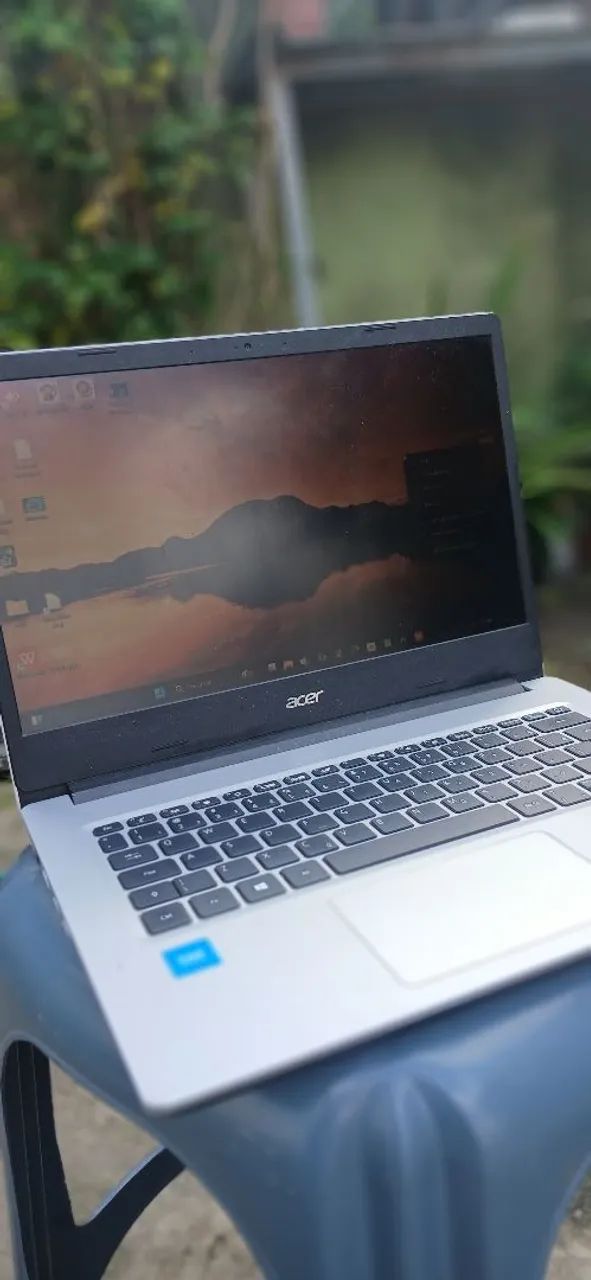 Notebook Acer 3 conservado