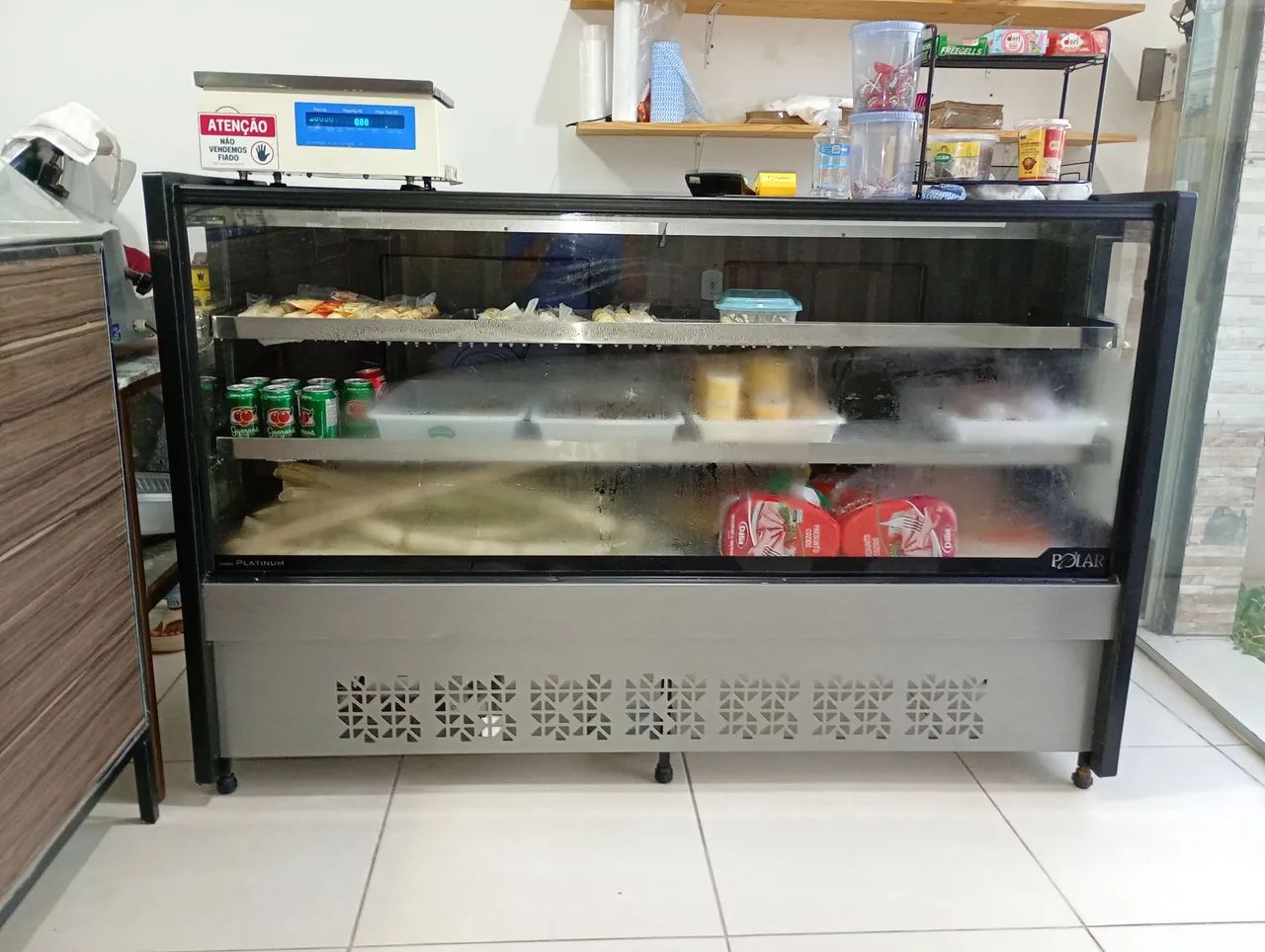 Frizeer vitrine balcão 