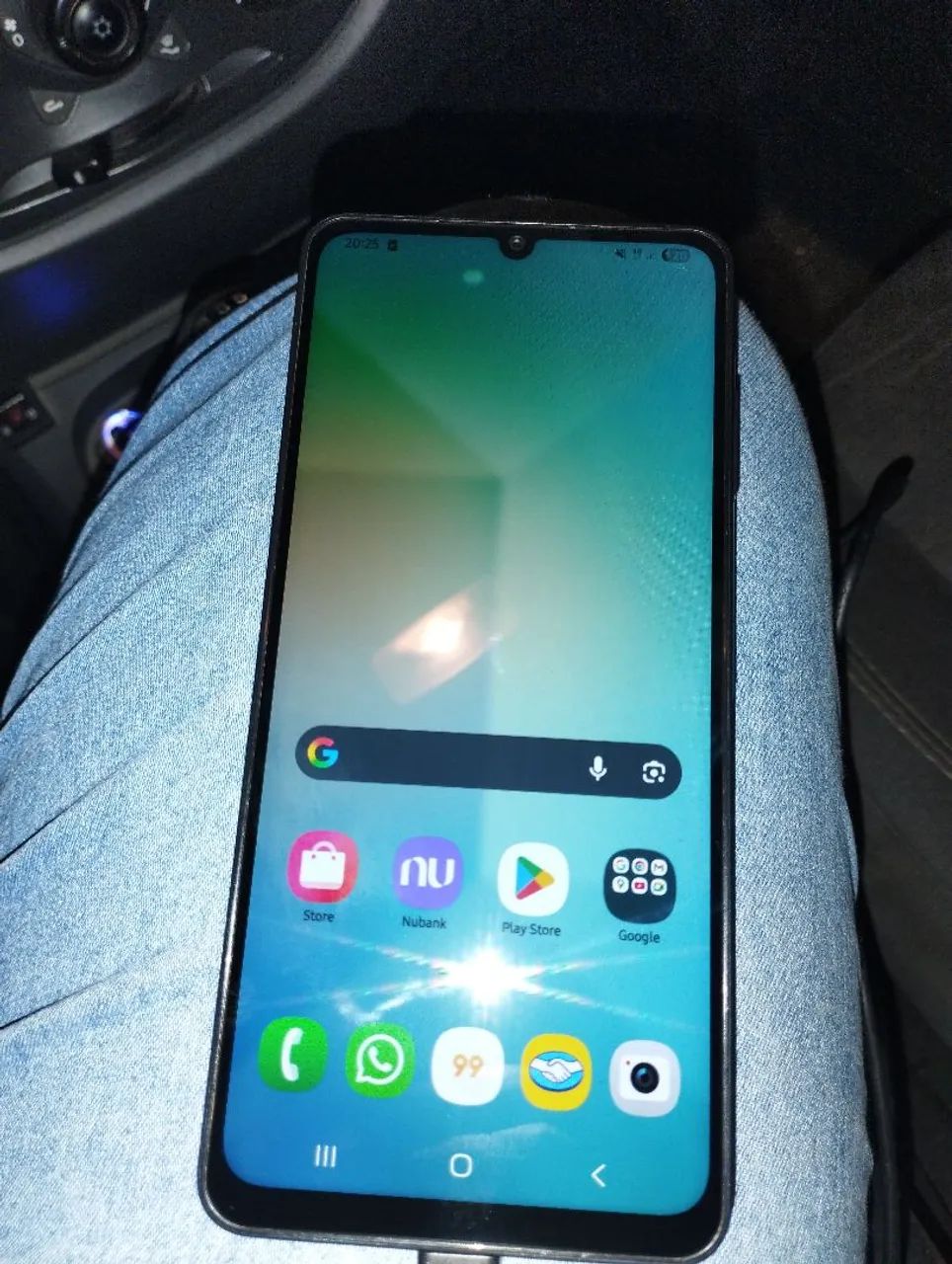 Estou vendendo esse aparelho celular 