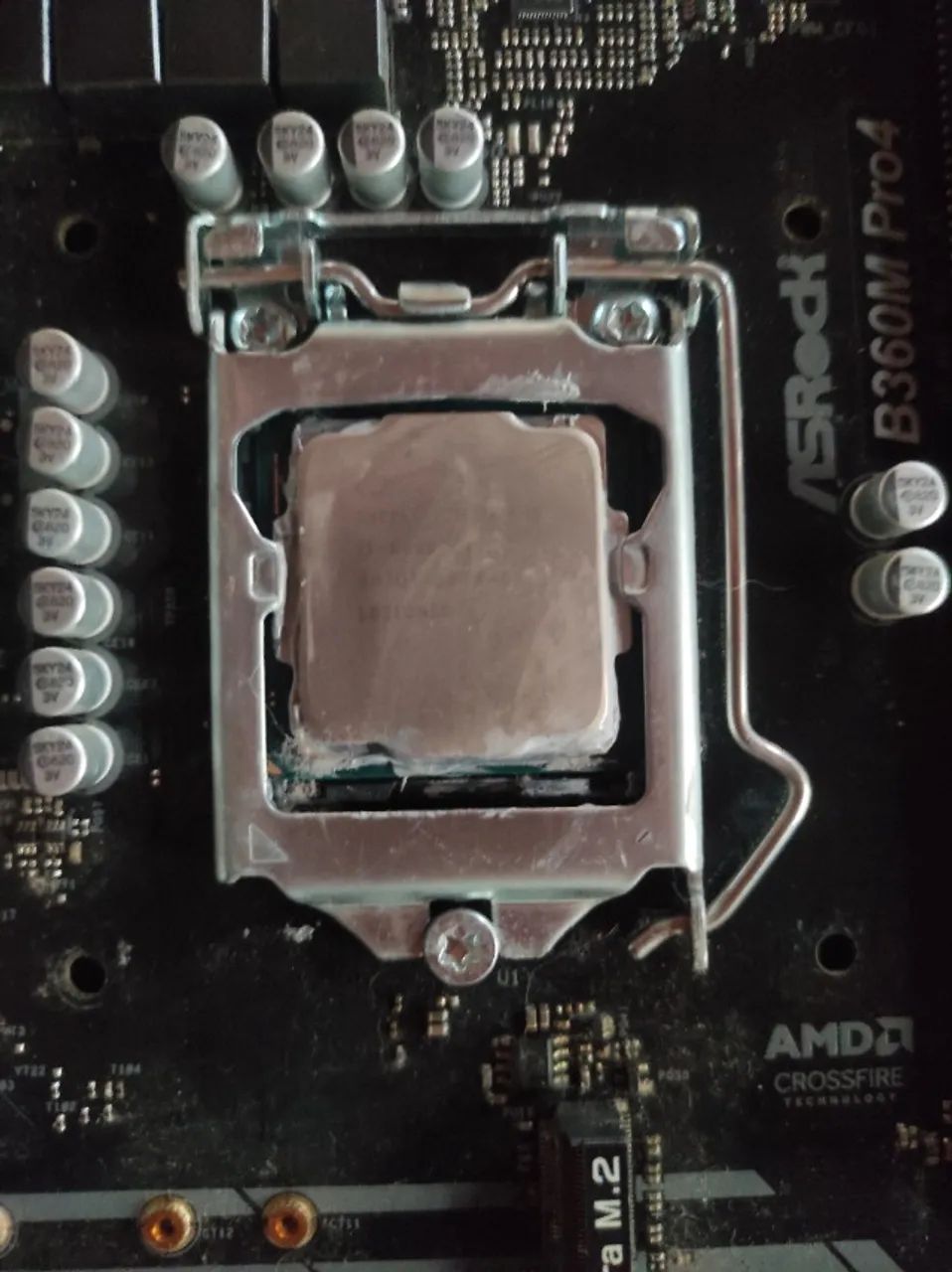 Vendo Um processar Intel I5-8400 SR3QT 2.80GHZ - Foto 2