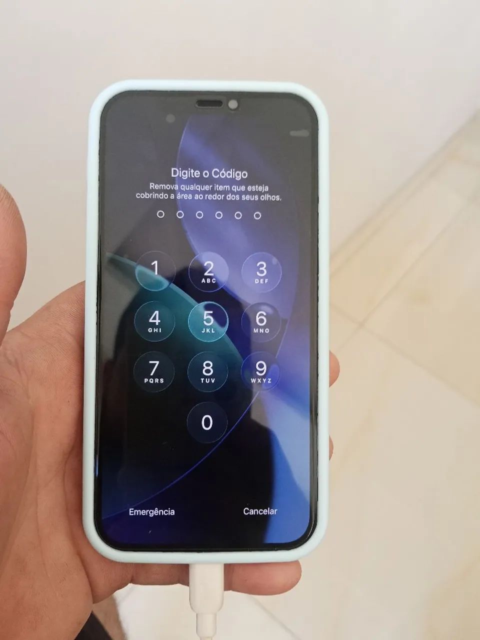 Vendo iPhone 12 no precinho