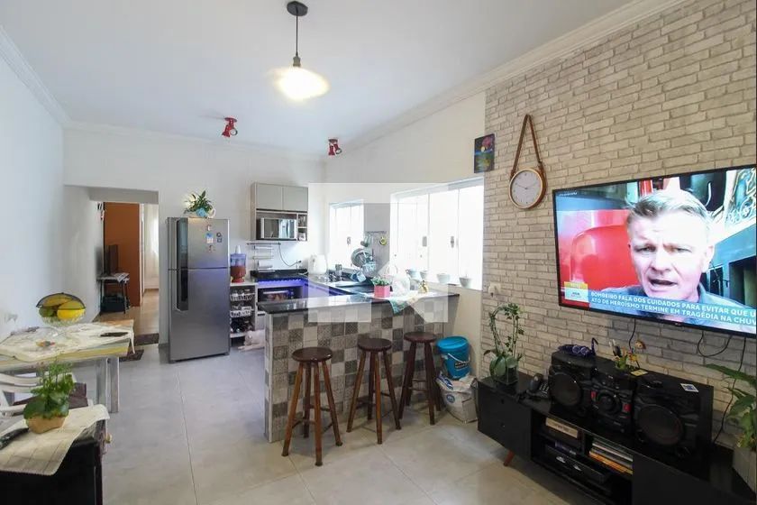Casa à Venda - Jaguaré, 2 Quartos, 210 m2