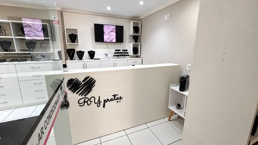 Loja de Galeria Centro de Cabo Frio 50m² - Foto 4