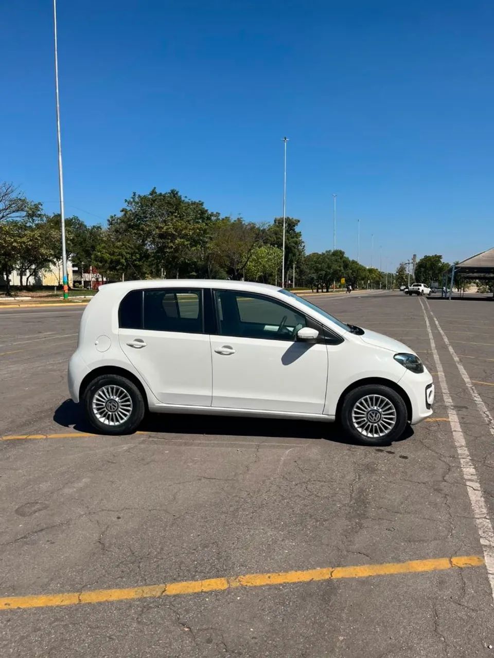 Volkswagen Up! 2016