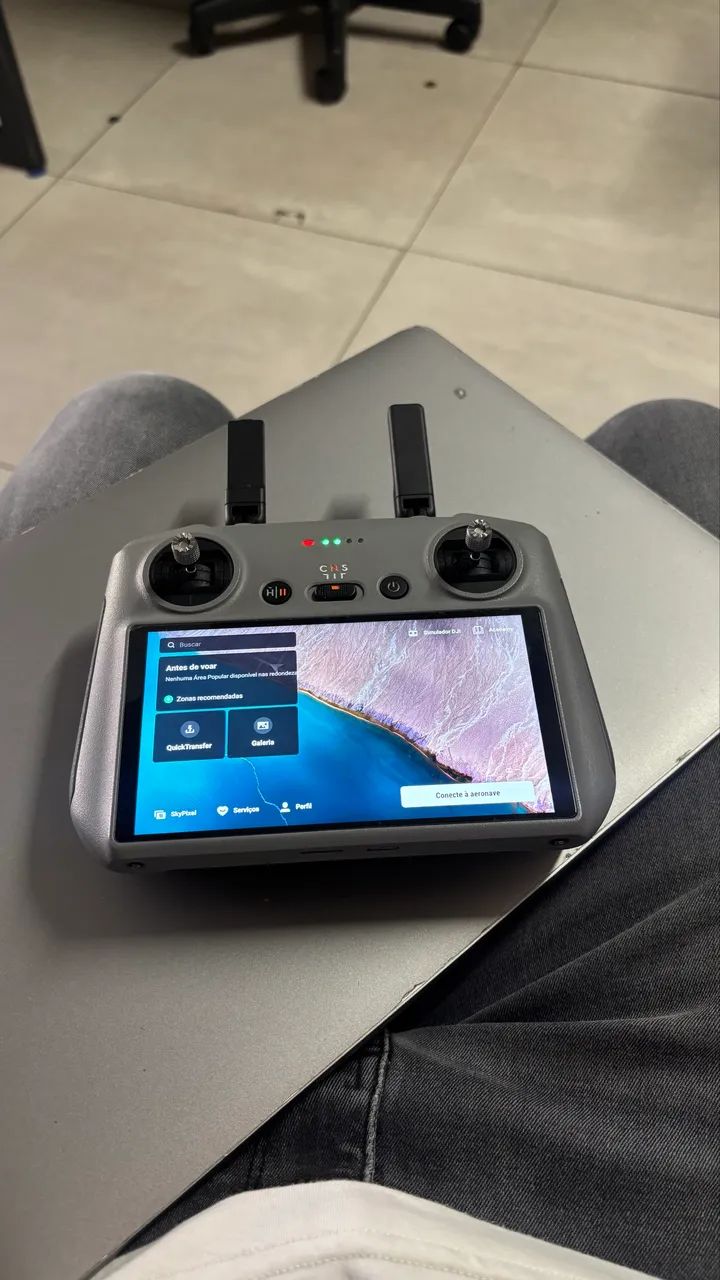 CONTROLE DJI RC2 COM TELA  - Foto 4