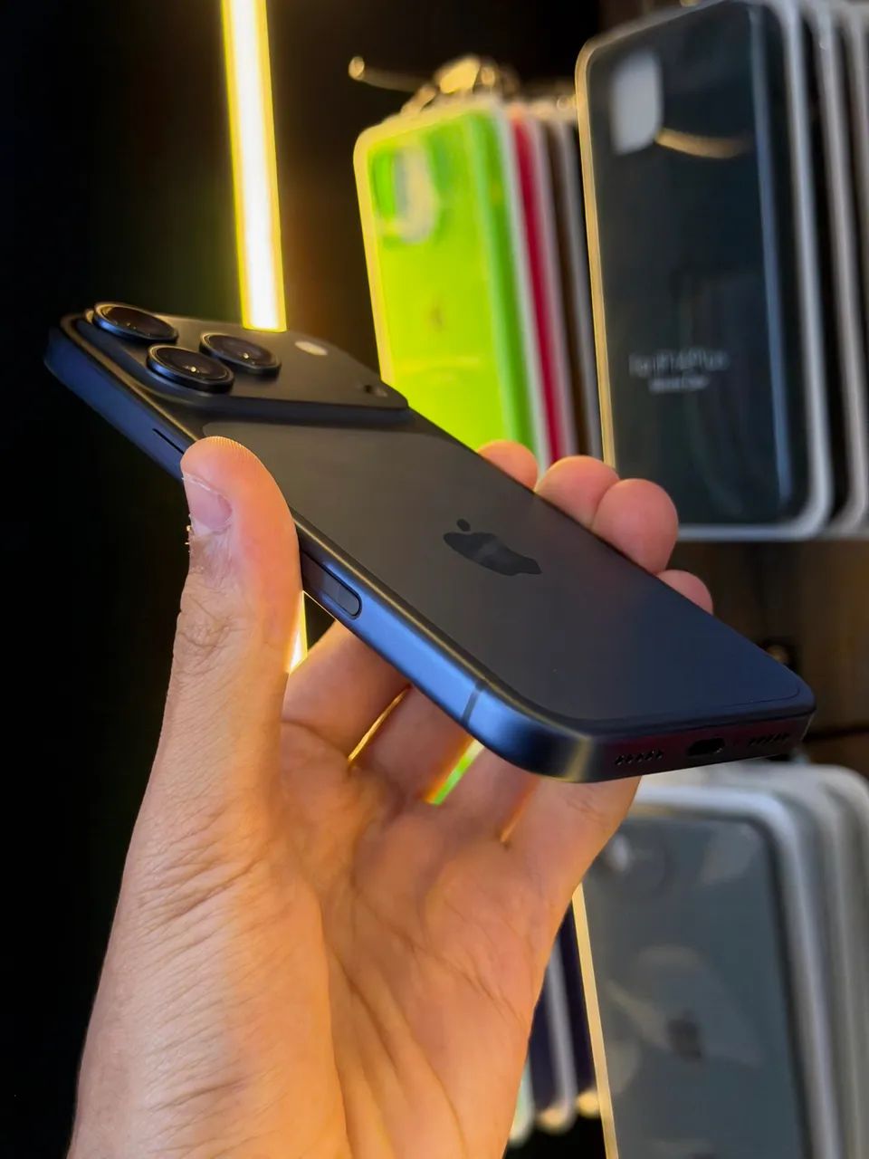 iPhone 17 pro Max 256gb azul loja física  - Foto 3