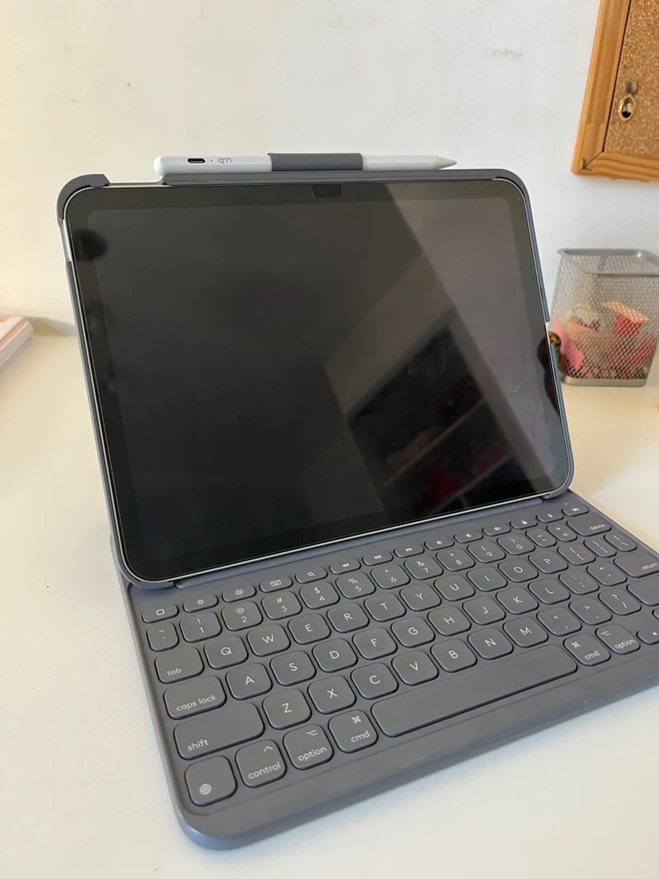 iPad 10° geração capa teclado e caneta WB 
