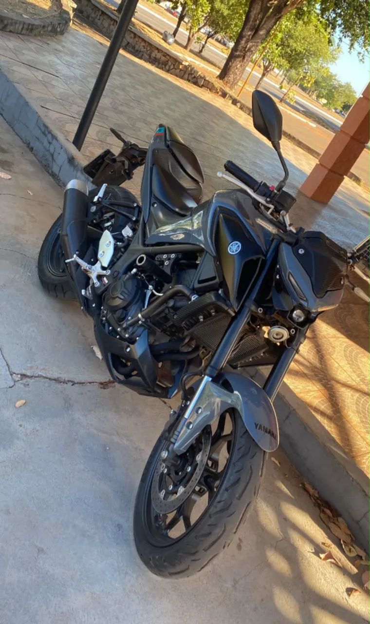 Yamaha MT-03 - Foto 2