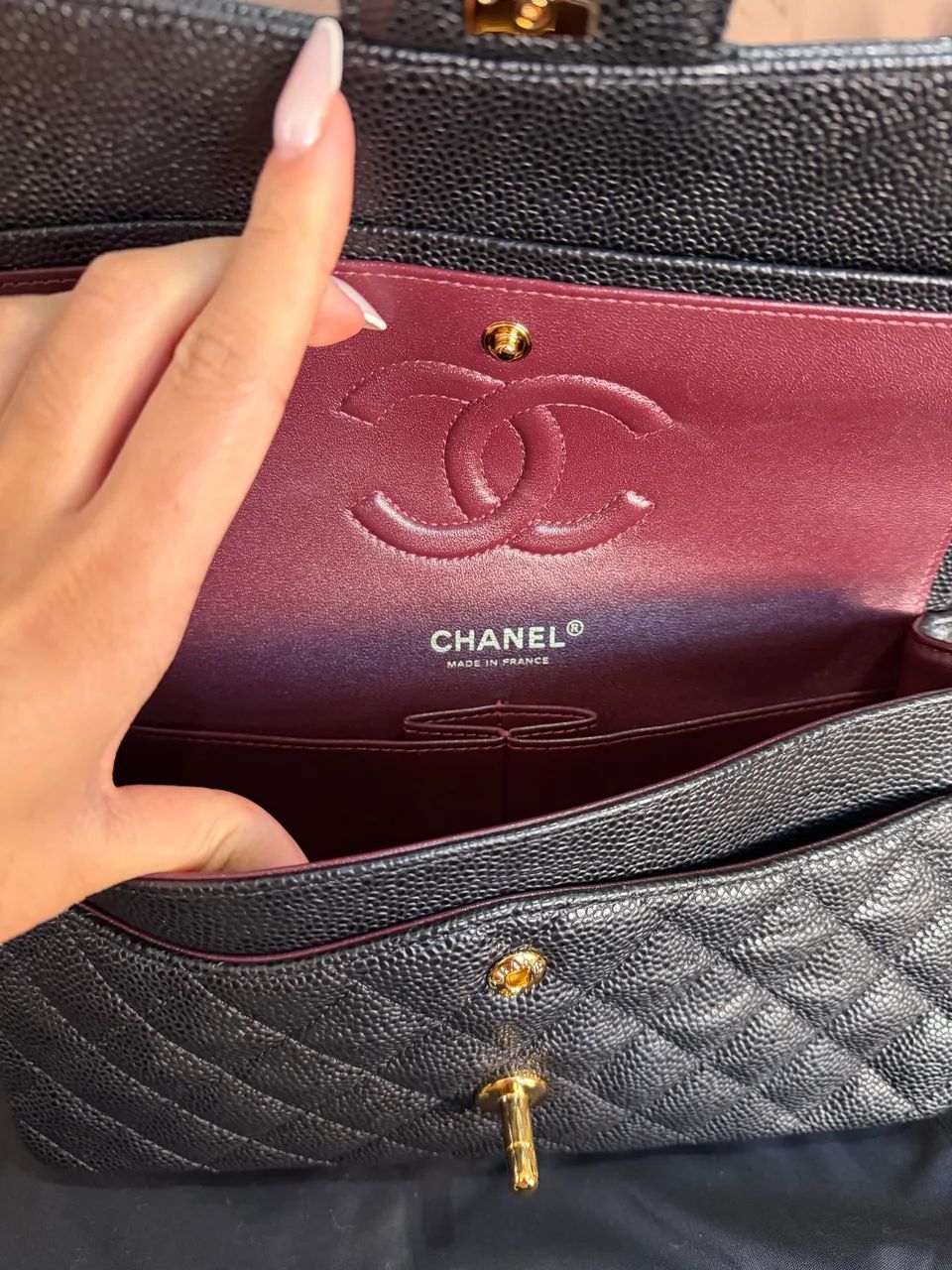 Bolsa Chanel jumbo flap preta nova - Foto 4