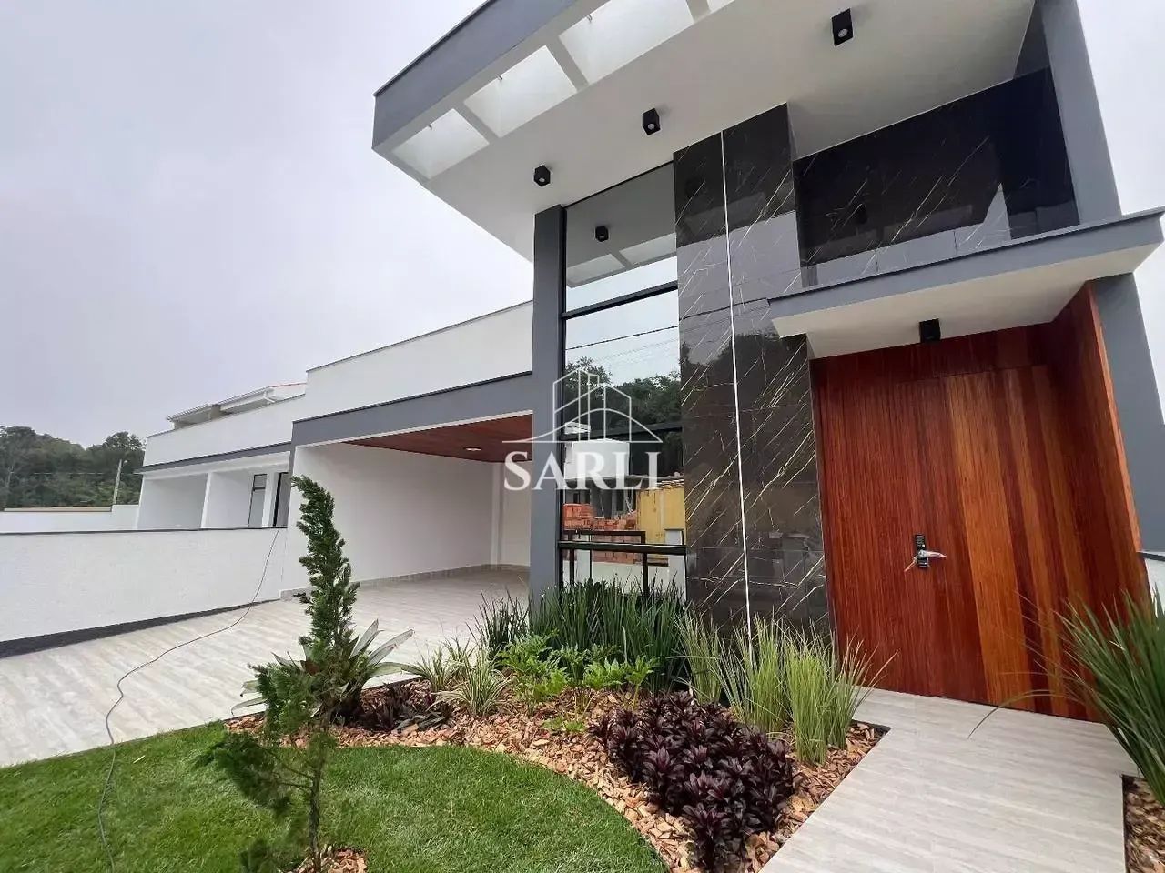 Casa alto padrão com 3 dormitórios com suíte closet em Forquilhas - São José/SC - Foto 4
