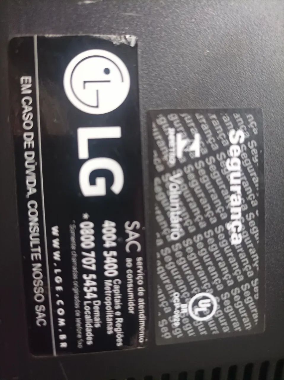 Vendo monitor LG LED de 20 polegadas (Modelo 20M35PD-M). - Foto 2