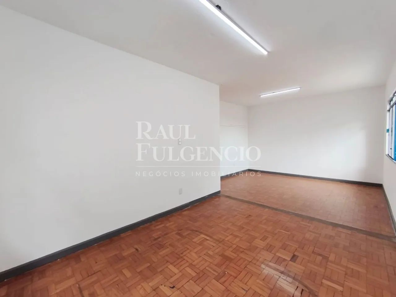 Ponto comercial para Alugar no Centro de Londrina - Barracão - Foto 4