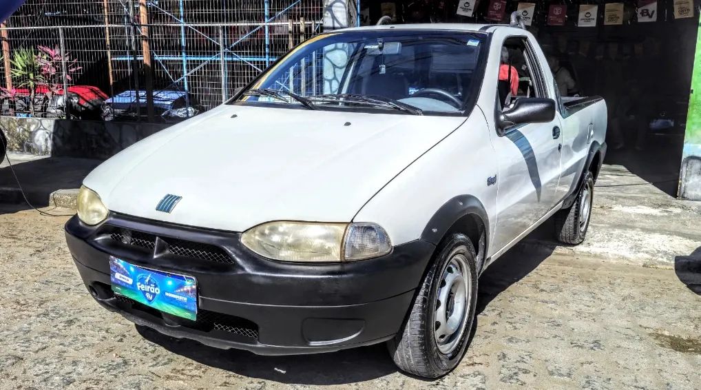 Fiat Strada Working 1.5 MPI 8V CS (álcool) 2001