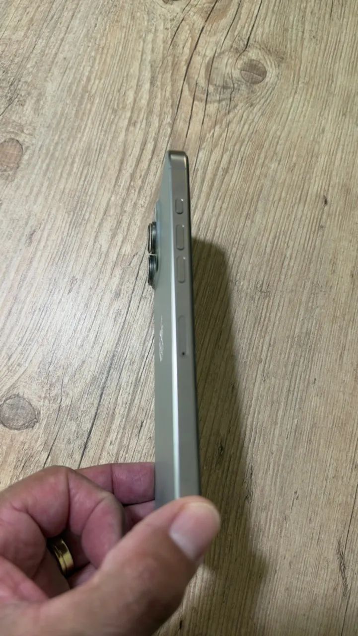 IPHONE 16 pro max 1TB Novinho  - Foto 3