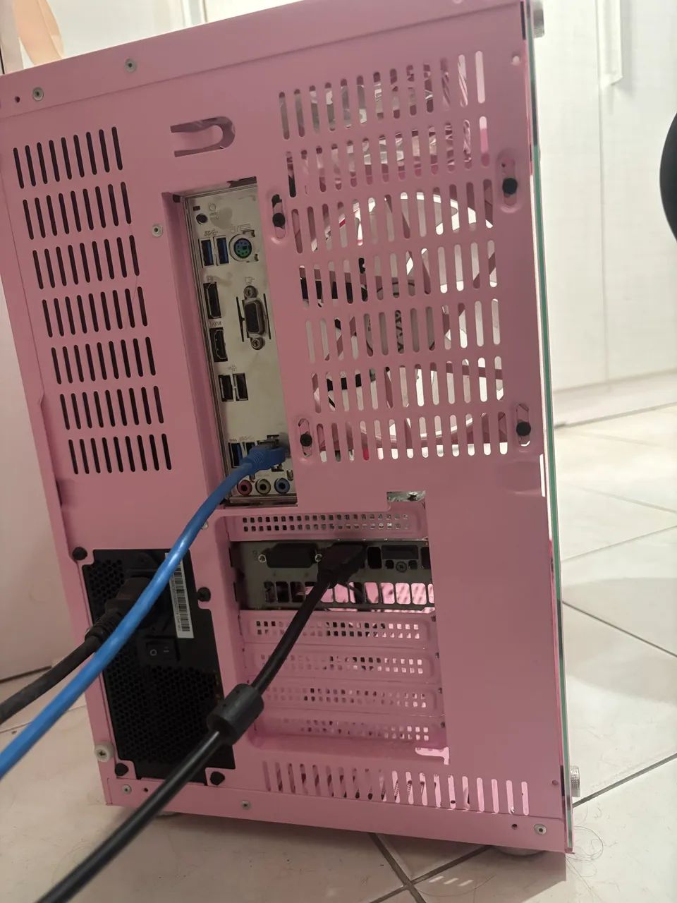 PC GAMER ROSA RYZEN 5 SUPER BARATO!! - Foto 5