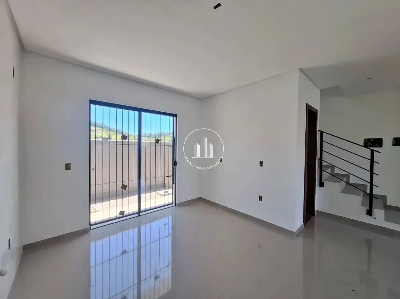 Sobrado Geminado com 2 Suítes e 115m² - Nova São José - Foto 7