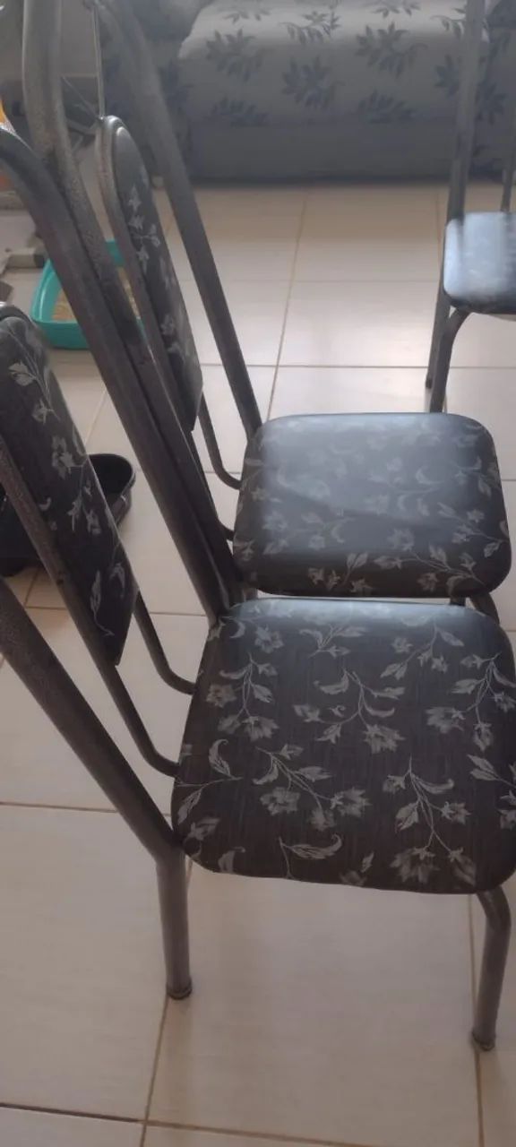 Mesa tampo de granito com 4 cadeiras  - Foto 3