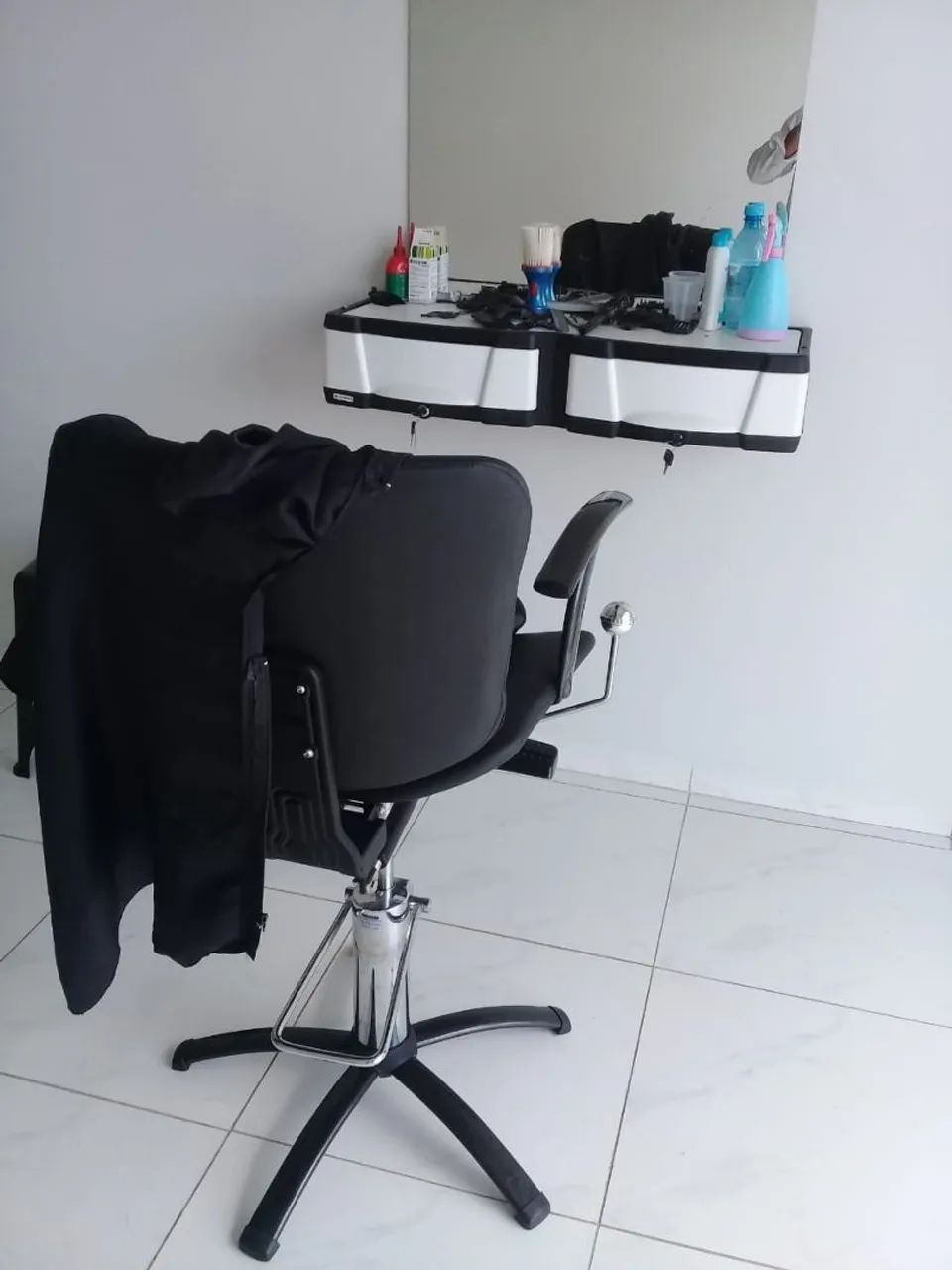 Cadeira de barbeiro   - Foto 4