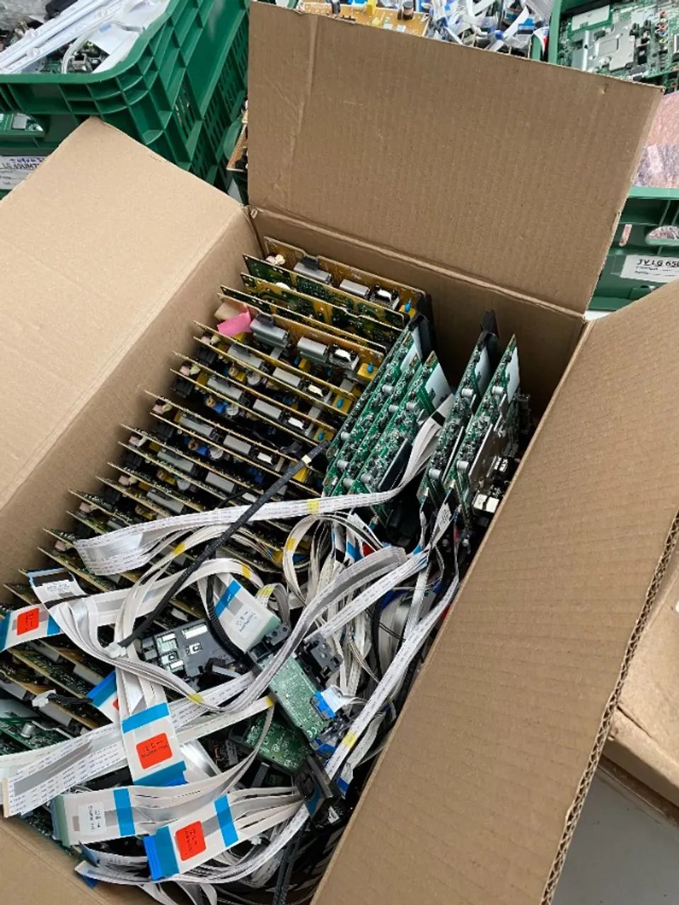 Lote de Placas de Tvs ( 483 Unidades ) - Foto 6
