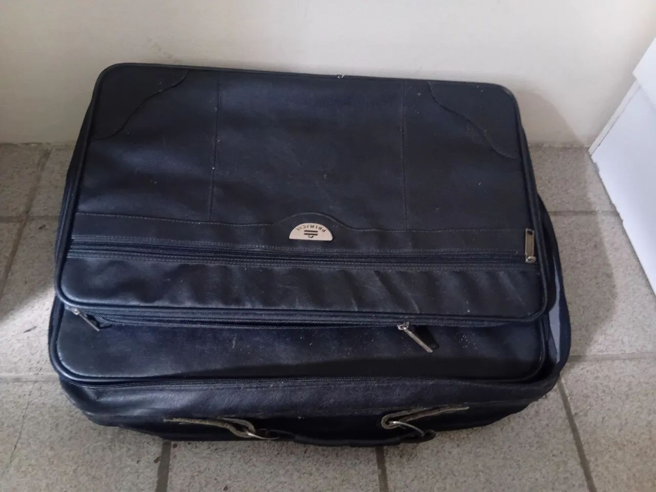 Duas Maletas de mão  - Foto 4